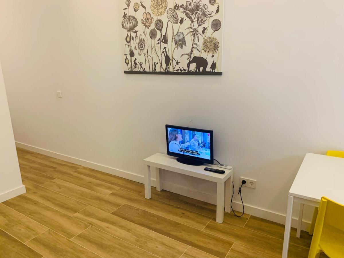 Moncloa-Uni. Complutense Apartamentos Мадрид Екстер'єр фото
