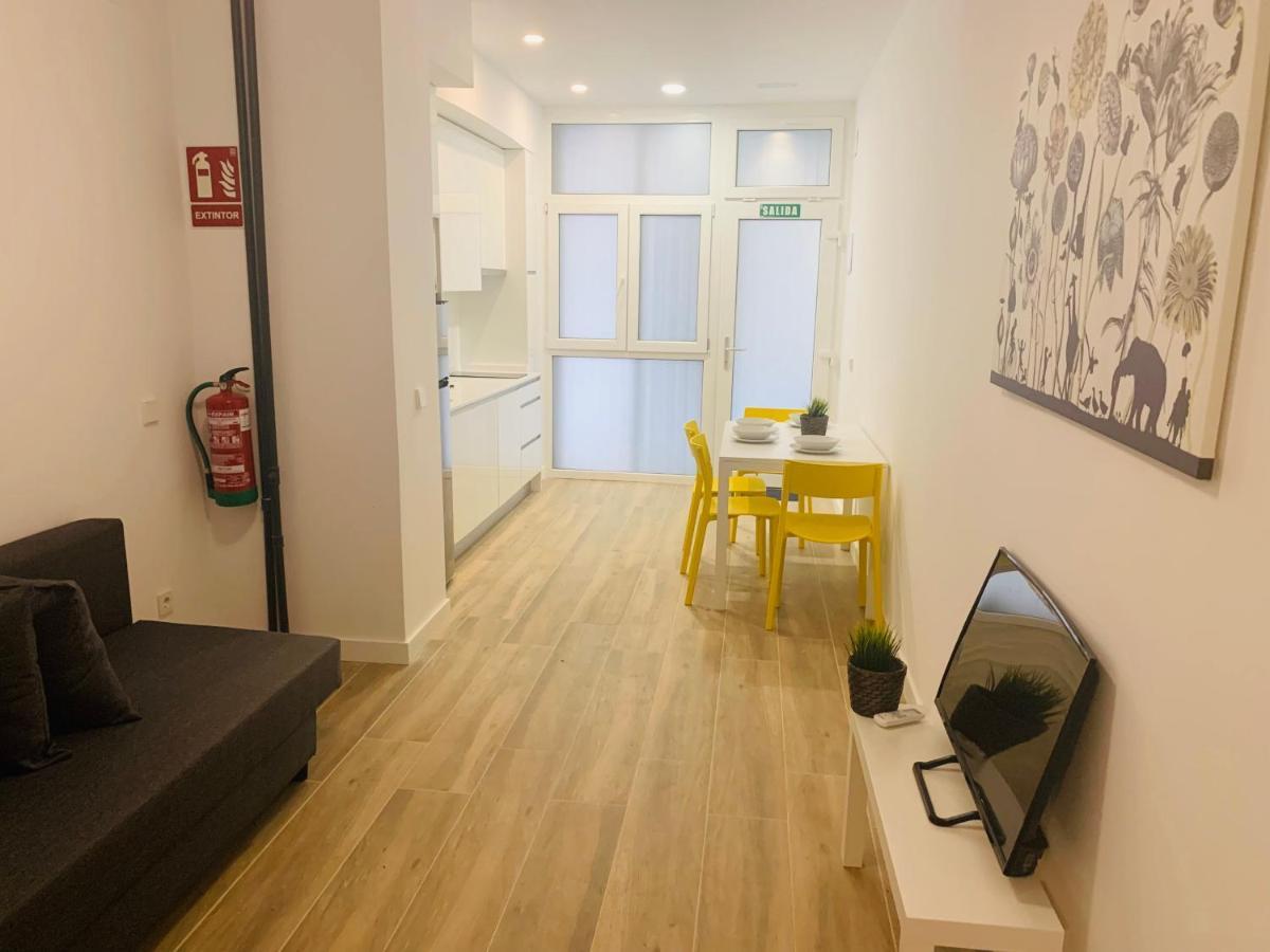 Moncloa-Uni. Complutense Apartamentos Мадрид Екстер'єр фото